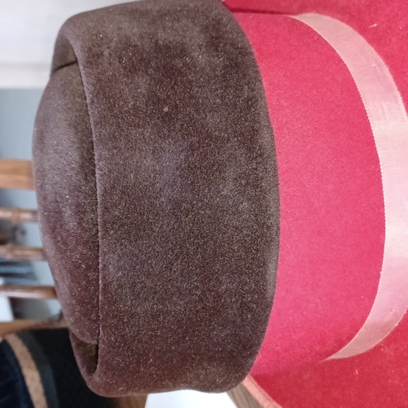 Vintage Brown Pill Box Hat, brown, velour, wool - Picture 2 of 6